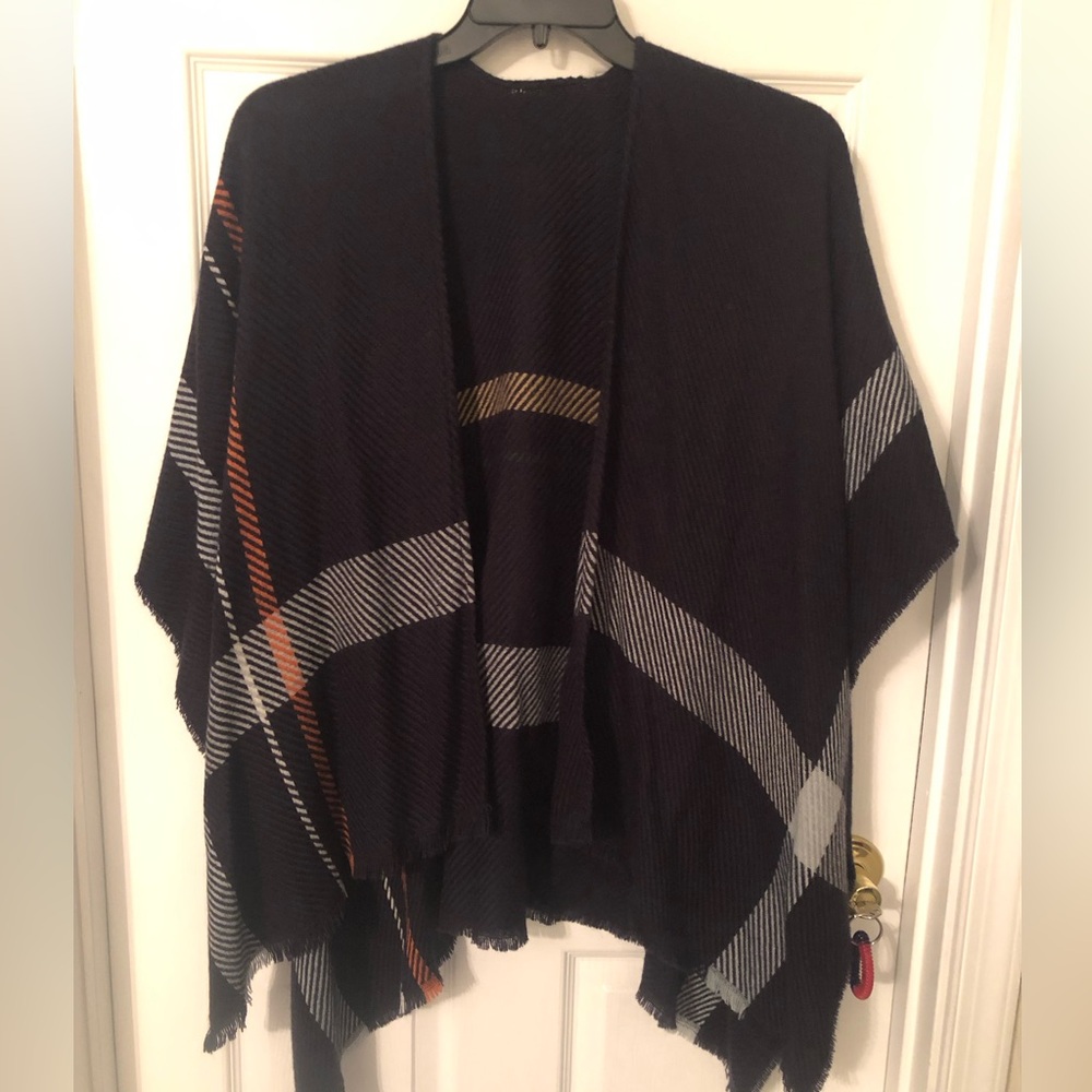 Women’s navy wrap